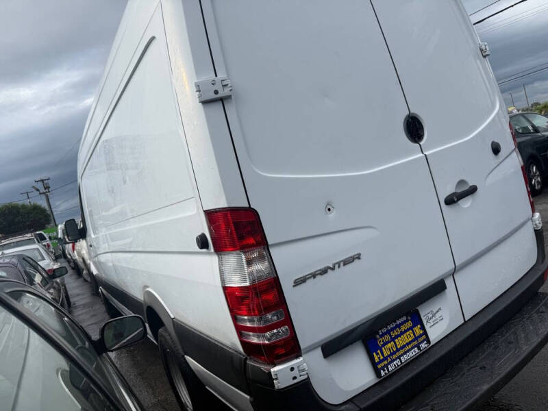 mercedes-benz sprinter cargo van 2017 WD3PF4CC6HP375544 image mercedes-benz sprinter cargo van 2017 WD3PF4CC6HP375544 image